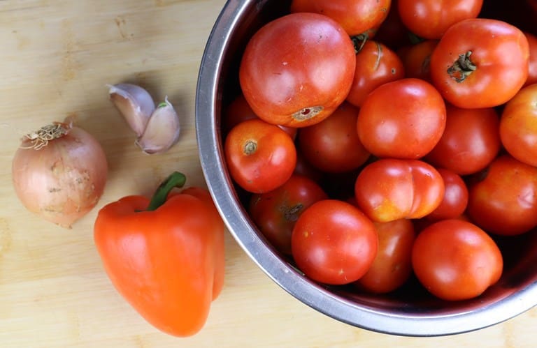ingredients for pasta sauce with fresh tomatoes
